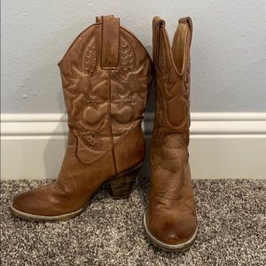 Women’s Heeled Cowboy Boots